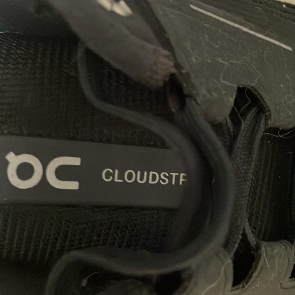 ON Running Cloudstratus 8.5 - Picture 5 of 5